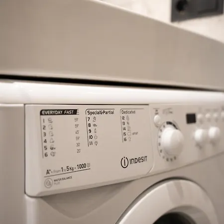 Park-view With Free Parking - 15min To Old Town *