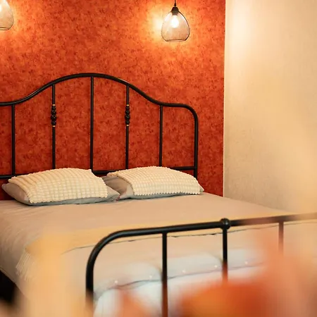 Park-view With Free Parking - 15min To Old Town