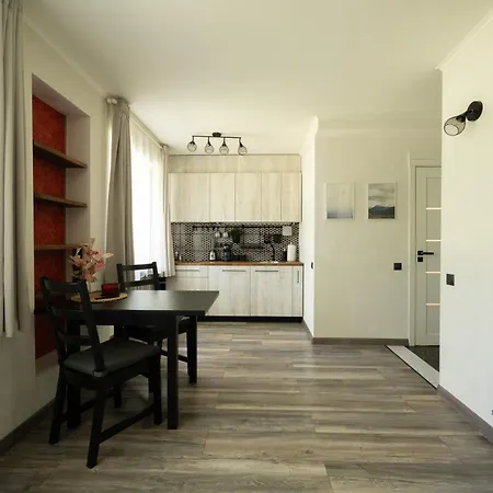 Park-view With Free Parking - 15min To Old Town