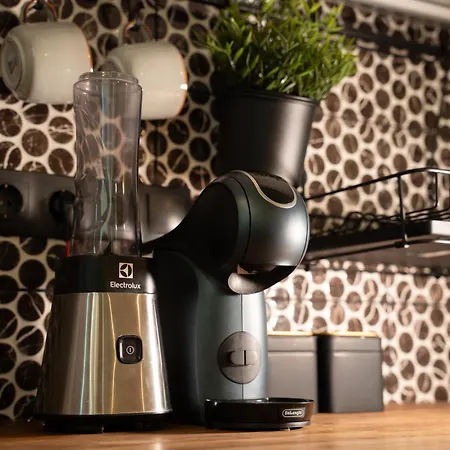 Park-view With Free Parking - 15min To Old Town *