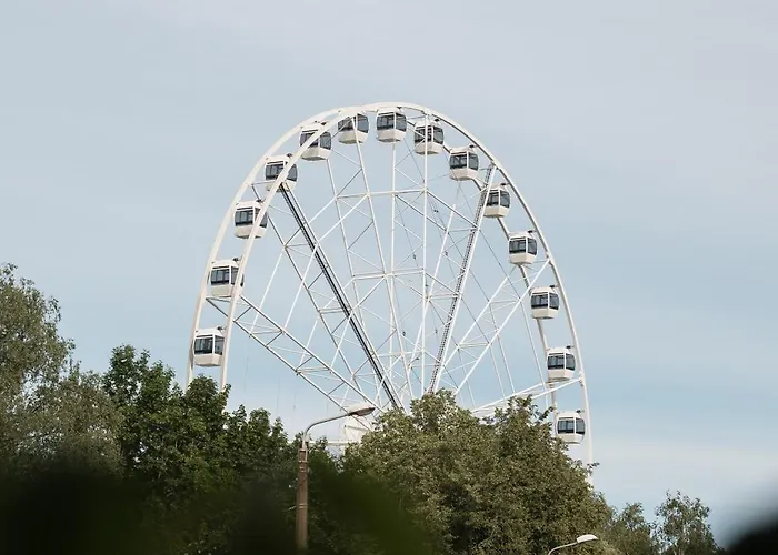 Park-view With Free Parking - 15min To Old Town *