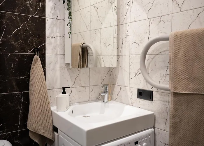 Park-view With Free Parking - 15min To Old Town Riga