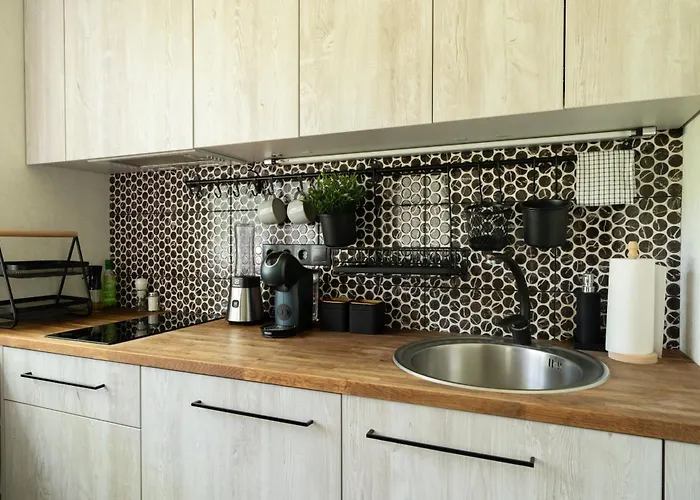 Park-view With Free Parking - 15min To Old Town