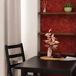 Park-view With Free Parking - 15min To Old Town Apartment *