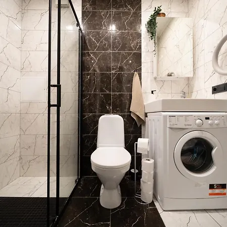 Daire Park-view With Free Parking - 15min To Old Town