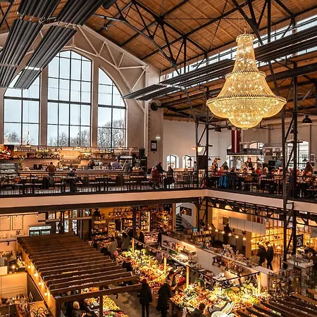 Park-view With Free Parking - 15min To Old Town *