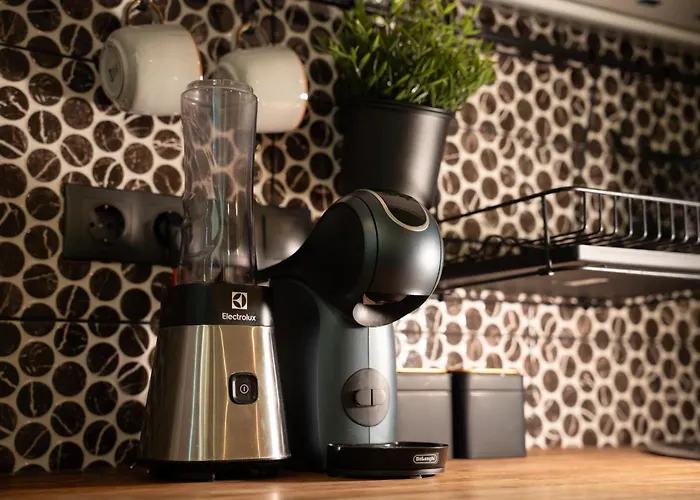 Park-view With Free Parking - 15min To Old Town *